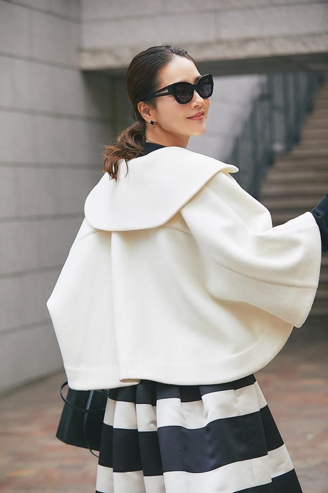 ダブルブレストショートコート(オフホワイト) - seventen