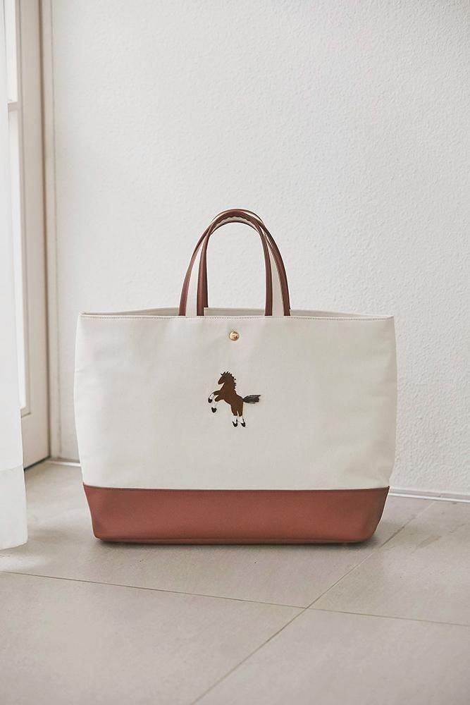 予約】【5月上旬～中旬頃配送】ワンポイント刺繍バッグ(オフホワイト