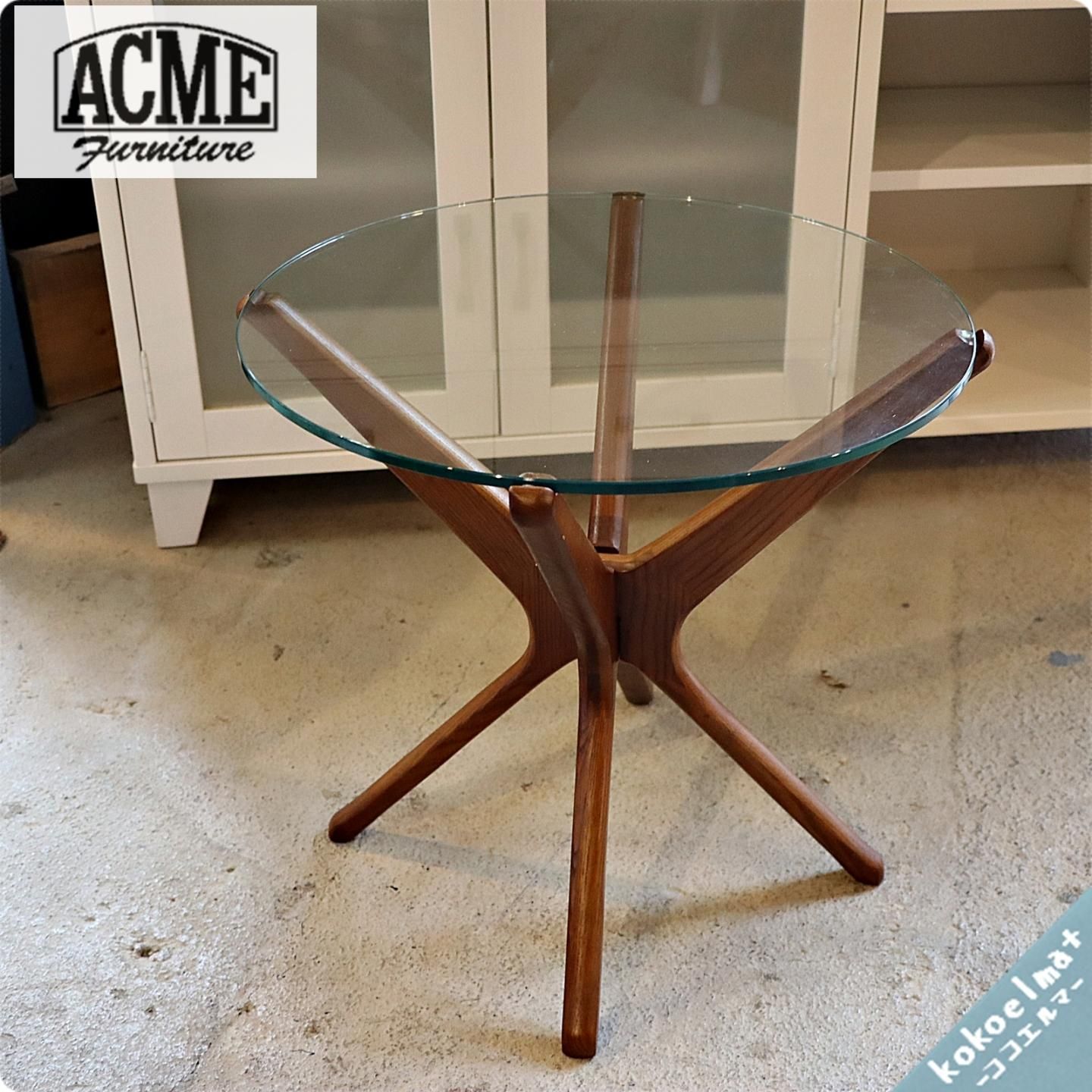 ACME FURNITURE(アクメファニチャー)の60年代の雰囲気を再現した