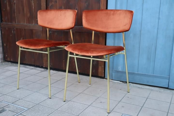 イタリアのブランドCalligaris(カリガリス)社のcFIFTIES