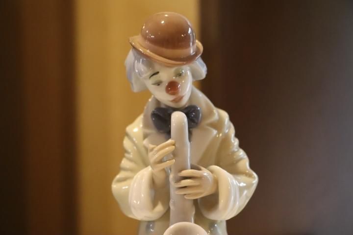 スペインLLADRO(リヤドロ)社の陶器人形の置物『フィギュリン』5471