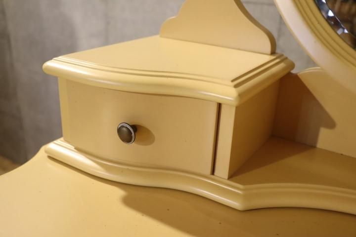 IDC OTSUKA(大塚家具)取り扱いブランドLYNN HOLLYN(リンホーリン)の