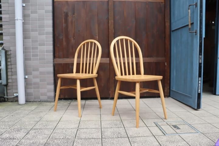 MOMO natural(モモナチュラル)のMARE ROUND CHAIRです。アルダー材を