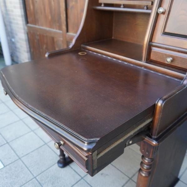 IDF太田長のATLANTA(アトランタ)シリーズのナラ材ドレッサー