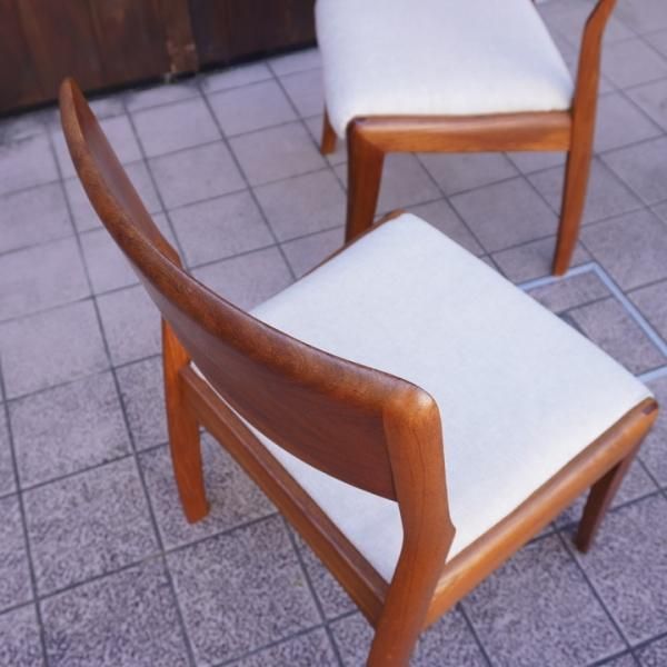 朝日木材加工のブランド”BOSCO（ボスコ）”のダイニングチェア2脚セット