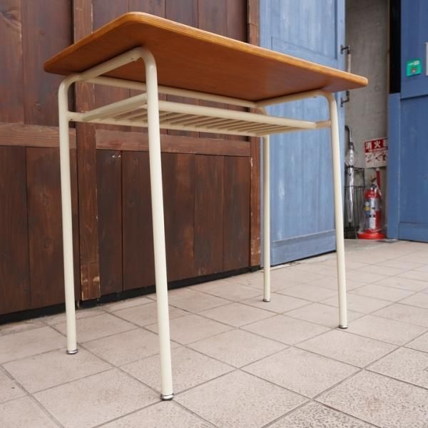 unico(ウニコ)のSKOLA(スクーラ)シリーズのコンパクトなパーソナル