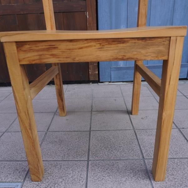 unico(ウニコ)のSOTO(ソト) ダイニングチェアです。チーク無垢材を全面