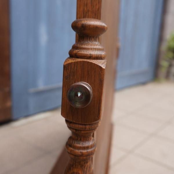 HAYAMA GARDEN(葉山ガーデン)で取り扱われていたアンティーク調置き鏡