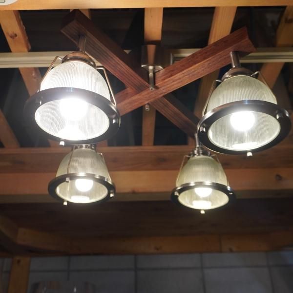 湘南を拠点とするHERMOSA(ハモサ)のDINNER CROSS(ダイナークロス