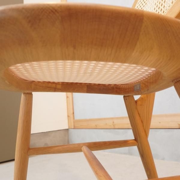 IDEE(イデー)のCONVENTO(コンヴェント)チェア。丸みを帯びたフォルムと