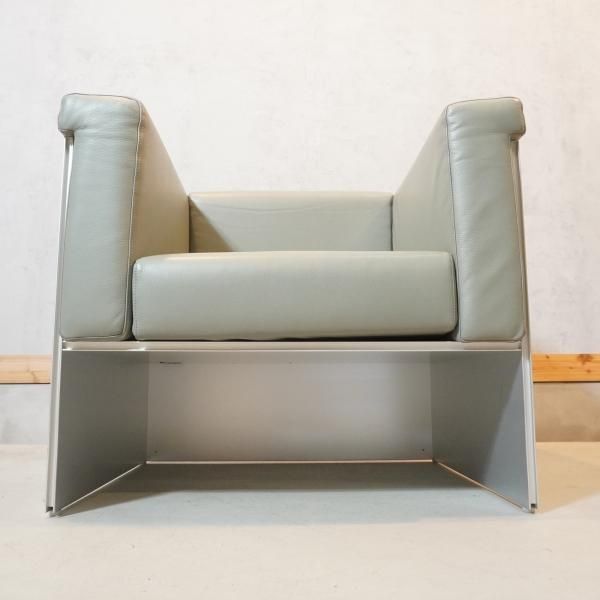 イタリアの高級ブランドCassina(カッシーナ)/INTER DÉCOR AIR FRAME