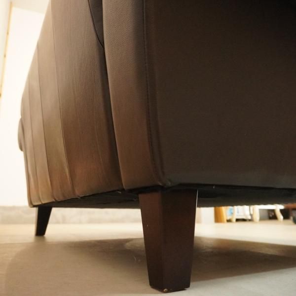 値下げ/英国ブランドLAURA ASHLEY(ローラアシュレイ)の総本革張り