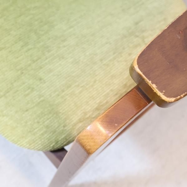 人気のkarimoku(カリモク家具)のオールドカリモク アームチェアです