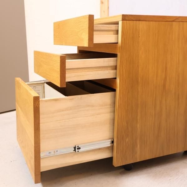 ACTUS(アクタス)で取り扱われているFOPPISH(フォピッシュ)オーク材