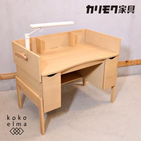 karimoku(カリモク)とBenesse(ベネッセ)のコラボ商品 学び成長デスク