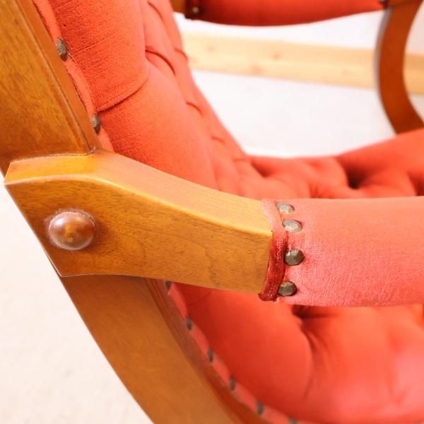 横浜クラシック家具 Daniel(ダニエル)のブーツ ワイドアームチェアです