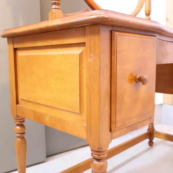 横浜クラシック家具 Daniel(ダニエル)のアーリーアメリカンシリーズ A