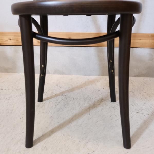 チェコの曲木家具で有名なTON(トン)CRES(クレス)ベントウッド