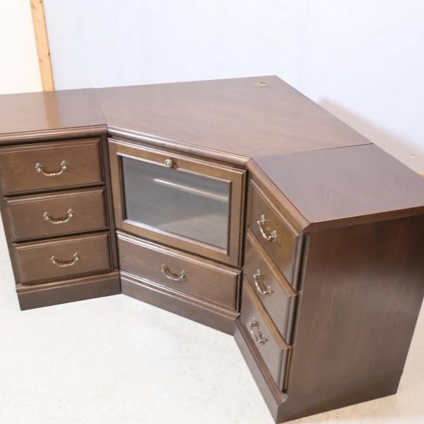 カリモクの最高級ブランドdomani(ドマーニ)よりQUEENS LIFE(クイーンズ