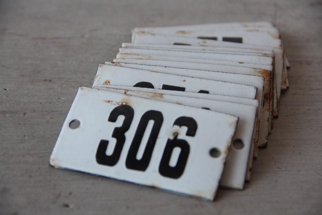 フランスアンティーク ホーローのナンバープレート - L'atelier