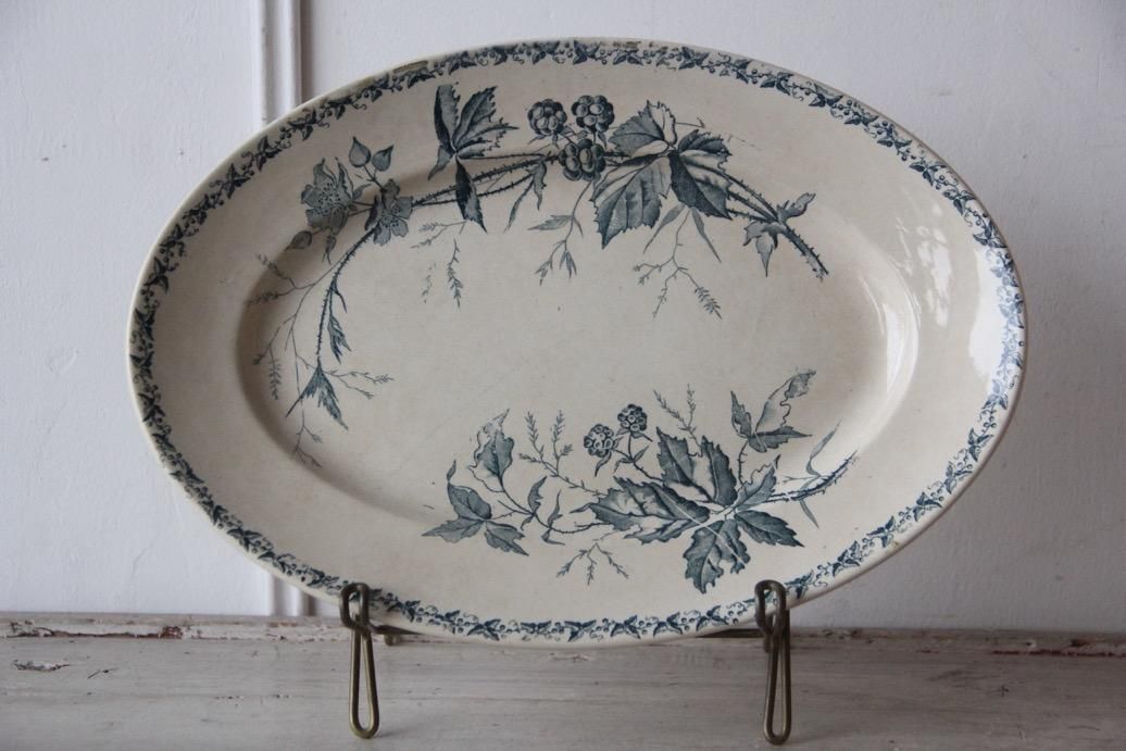 フランスアンティーク ラズベリー オーバル皿 - L'atelier Brocante