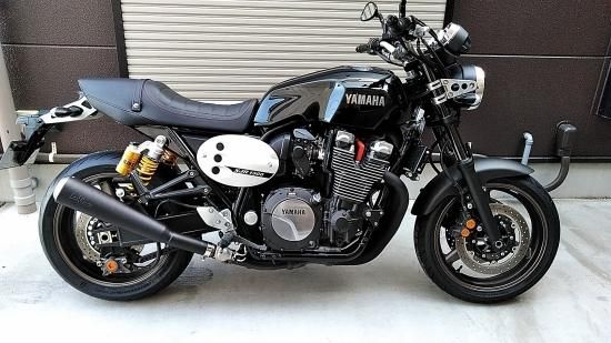 YAMAHA XJR 1300C / FI Leovince クラシックレーサーブラック S/Oマフラー