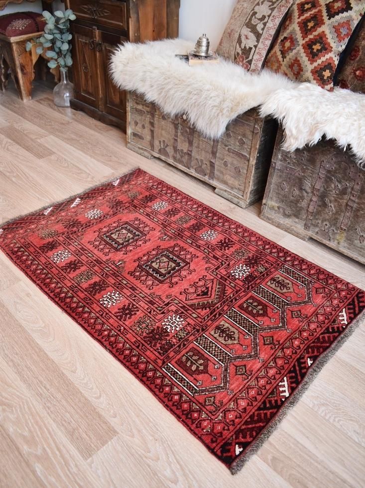 Ku！ビンテージvintageトライバルラグ ☆職人の手仕事 ☆トルクメン