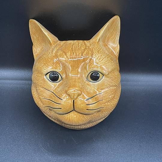 ウォールベース 猫真顔 Quail Ceramics（クエイル・セラミックス）茶