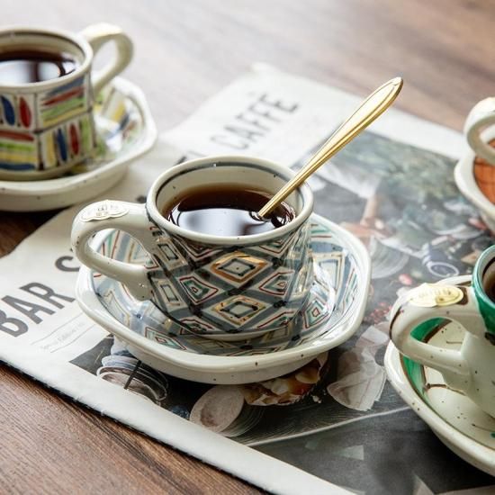 有田焼 染錦菱紋 六角デミタス カップ＆ソーサー（ITM5947