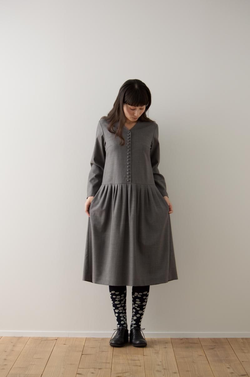 kurumi button formal one-piece / gray - atelier naruse｜Online