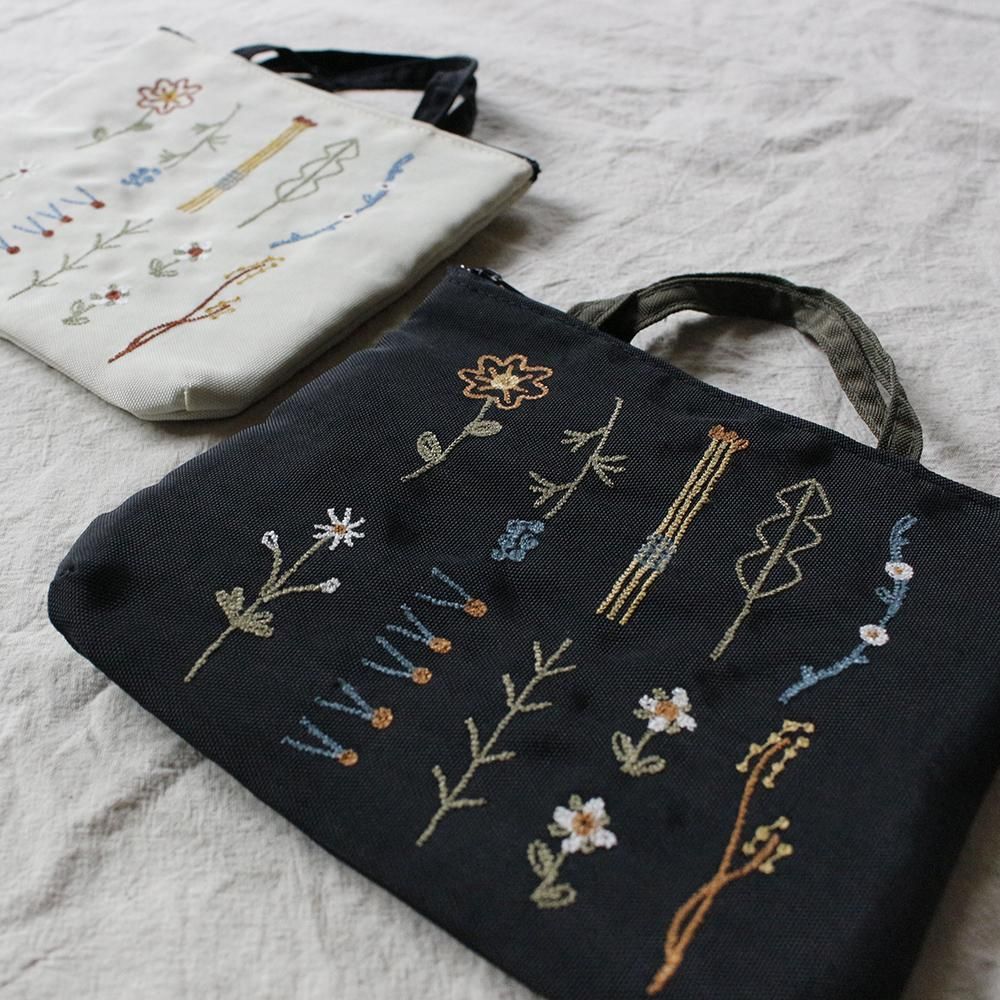 刺繍ポーチ 花摘み - Atsuko Matano 公式オンラインショップ