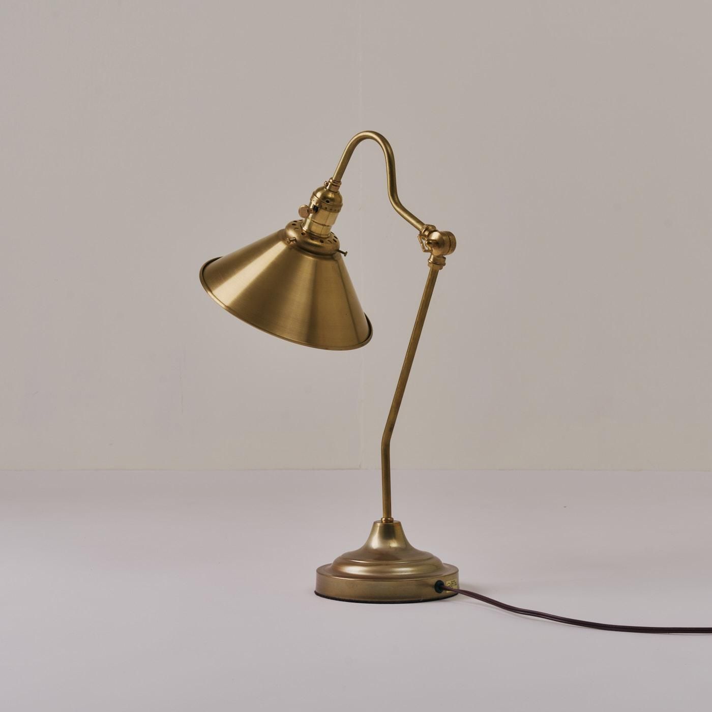 美品 NEOTANA P90 スタンド型リラクゼーションライト 美品 NEOTANA P90