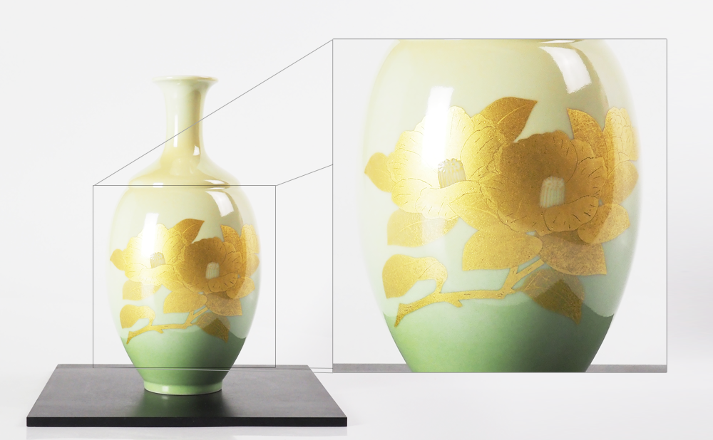 花瓶 釉裏金彩椿文／吉田美統