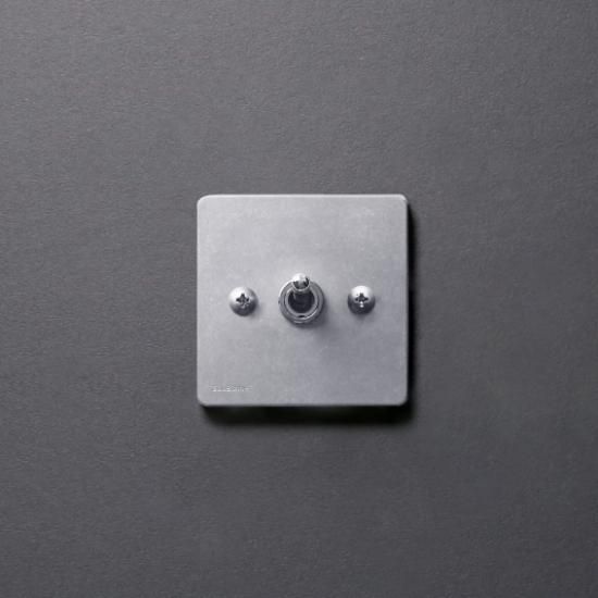 トグルスイッチプレート アルミダイカスト MINI（ZS4-M01） | 東京の町