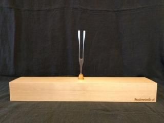 マドモアゼル愛 2964Hzチューナー 雫石付き 2964Hzチューナー 「復活