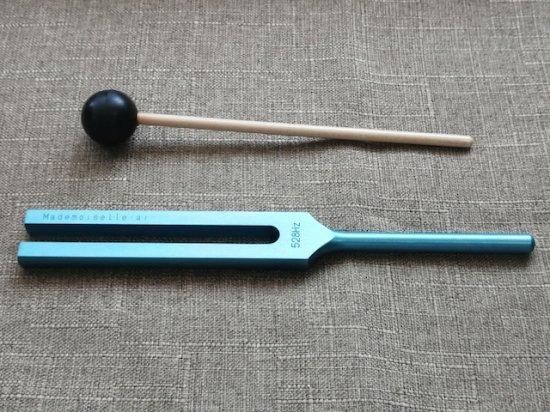 深海528Hzチューナー「ミラクル」 - マドモアゼル・愛公式ショップ