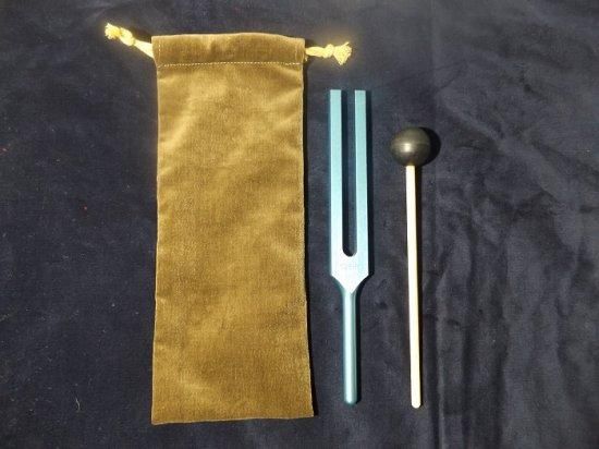 深海528Hzチューナー「ミラクル」 - マドモアゼル・愛公式ショップ