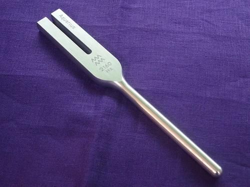 2160Hzアクエリアスチューナー - マドモアゼル・愛公式ショップ