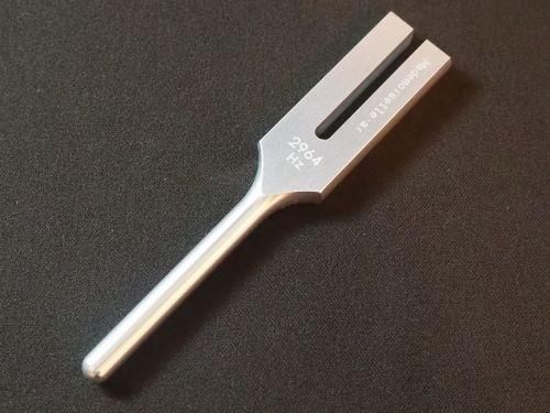 2964Hzチューナー 「復活」 - マドモアゼル・愛公式ショップ