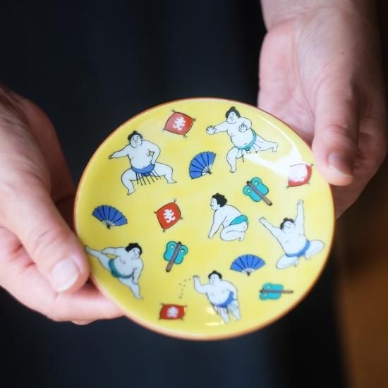 九谷焼小皿 径12cm｜お相撲さん 【青郊窯】 - 角力鳥花 スモトリバナ