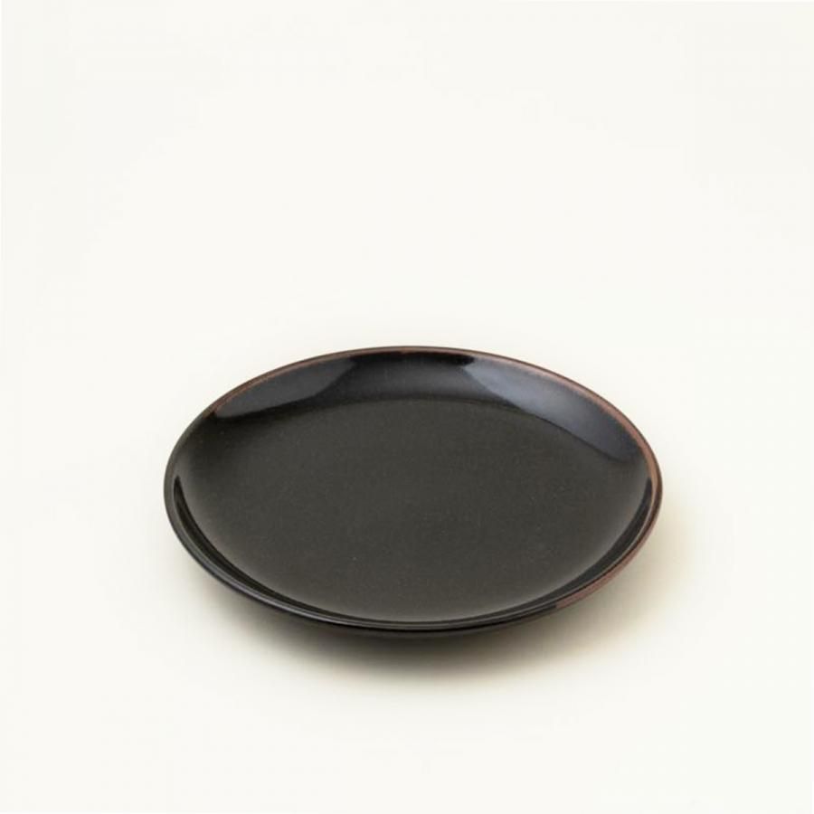 黒薩摩平皿 [クロサツマヒラザラ]｜沈壽官窯（ちんじゅかんがま