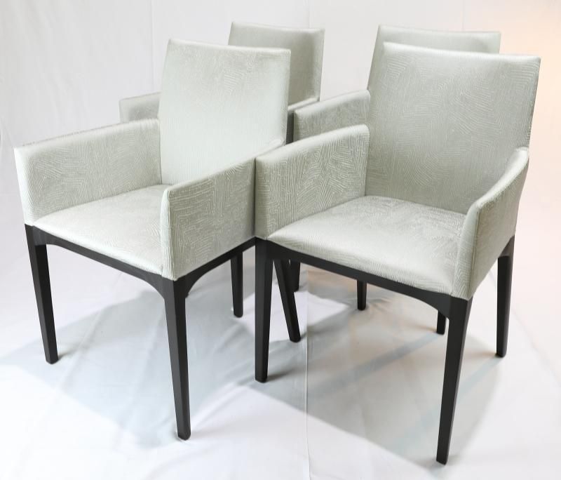 モデルルーム展示品 Cassina IXC（カッシーナイクスシー）LINE（ライン