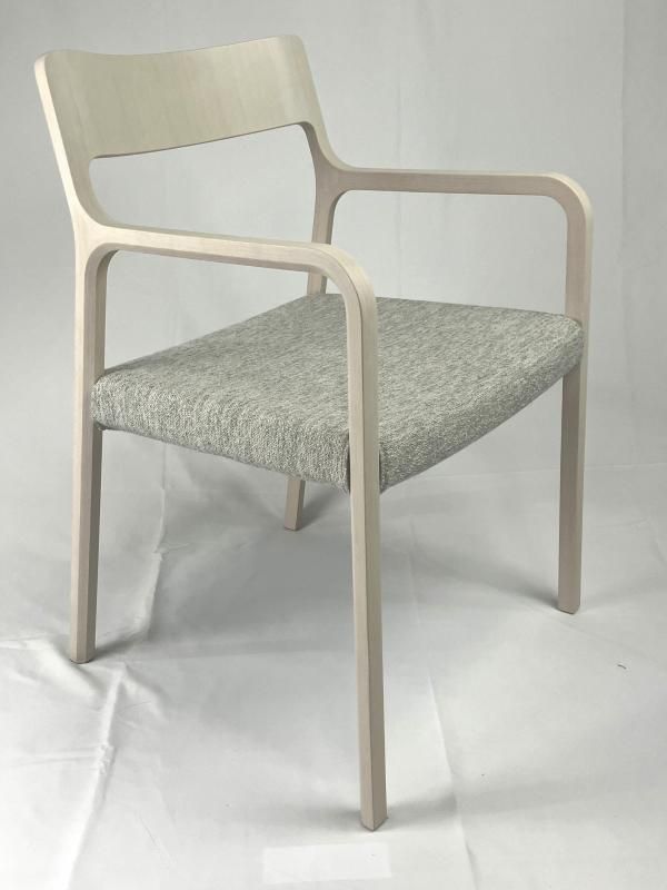 モデルルーム展示品 arflex（アルフレックス） RINN（リン）ダイニング