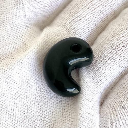 出雲石 青めのう 勾玉