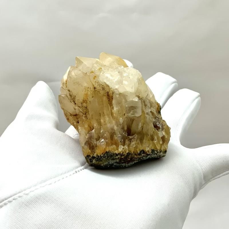 秋田県荒川鉱山産水晶 原石 】クォーツ quartz 天然石 万能石 浄化