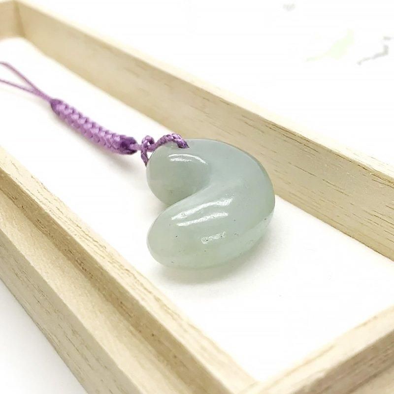 糸魚川翡翠(青翡翠)入りコン沢産 勾玉 巴型 】 | めのうの店川島【公式