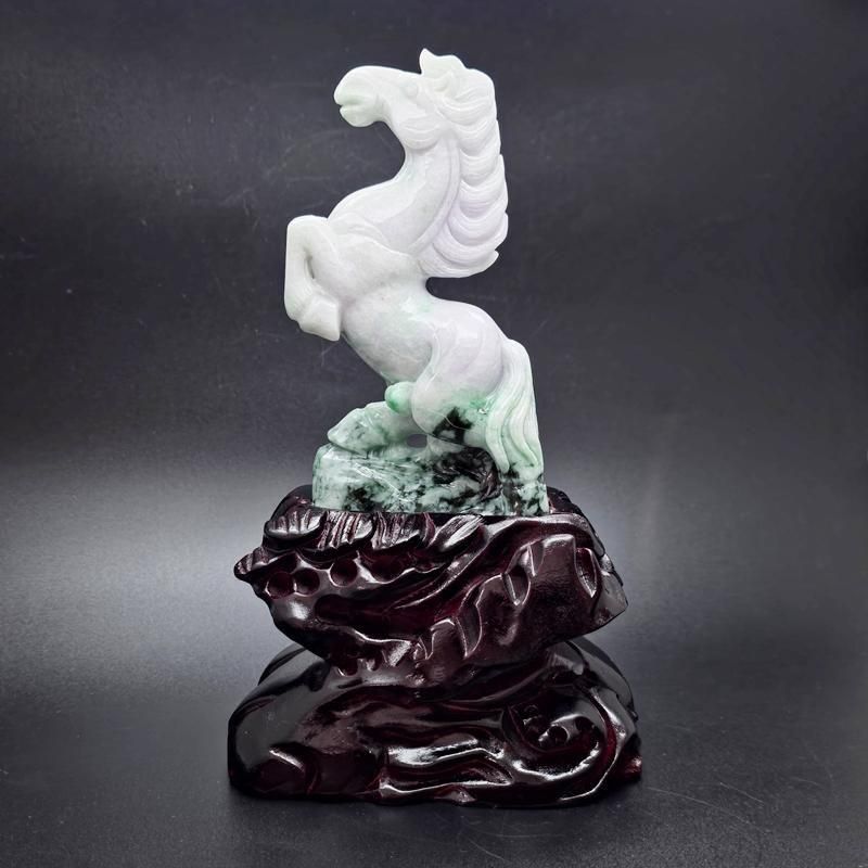 ミャンマー 翡翠 馬 置物 】| めのうの店川島【公式通販】創業明治10年