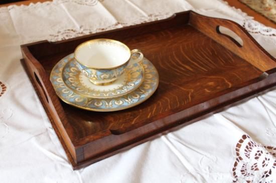 イギリス アンティーク 重厚な木製トレイ（盆）