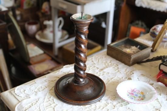 アンティーク イギリス 木製ツイストキャンドルスタンド