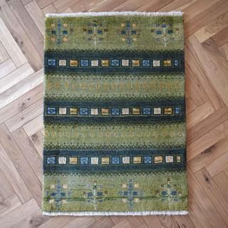 Shiraz -カシュガイ族- - inie japan | ギャッベやキリムなどの手織